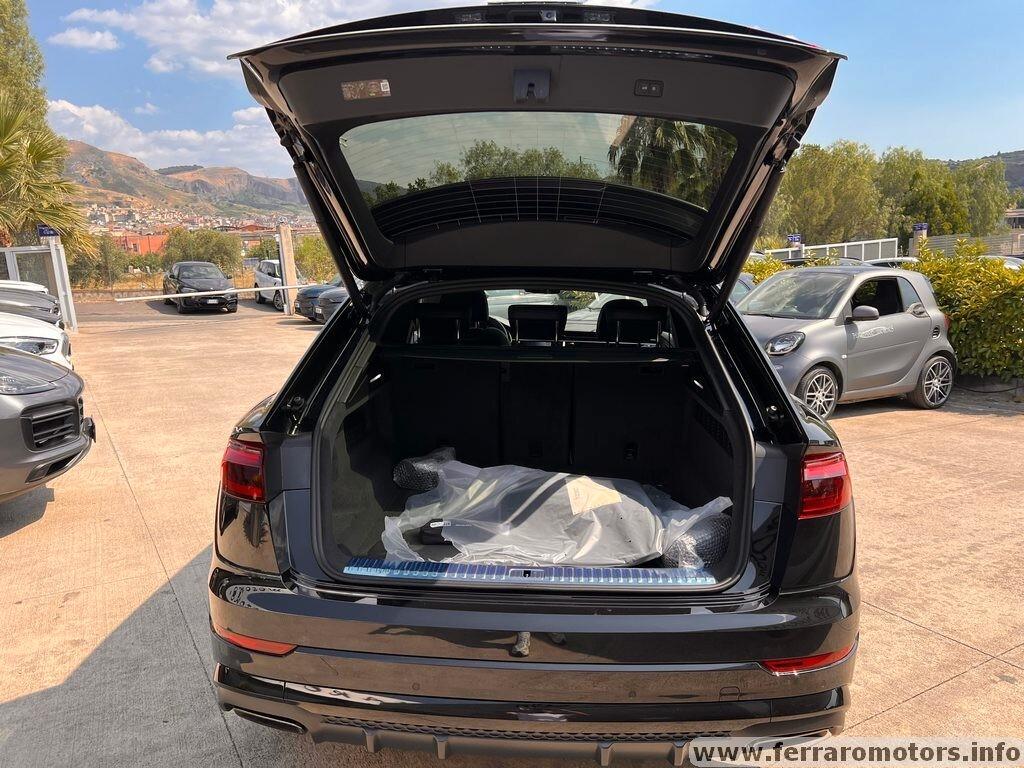 Audi Q8 SUV 50 TDI 286 CV quattro tiptronic S line edition pronta consegna