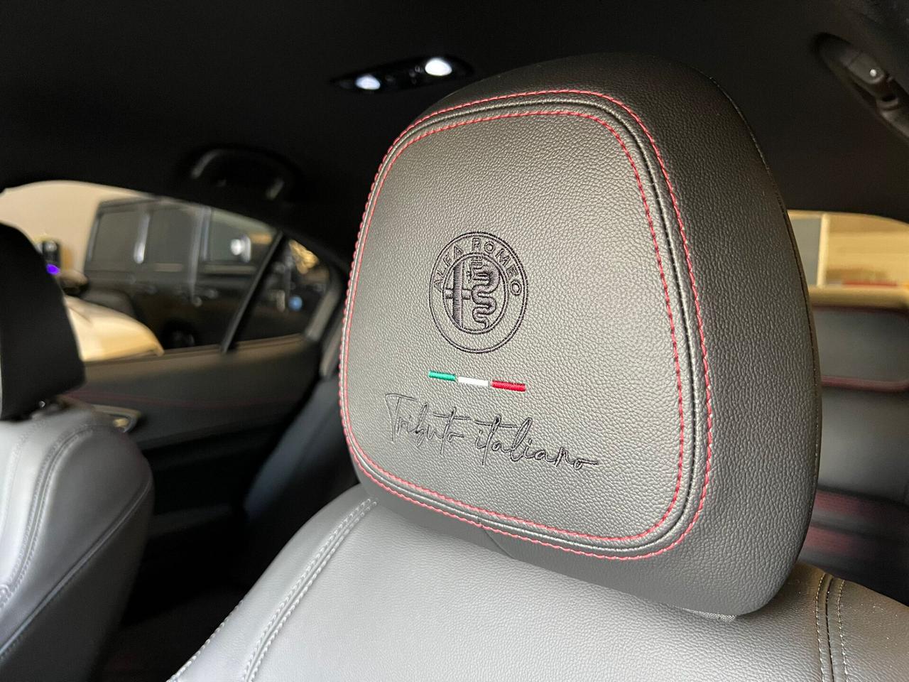 Alfa Romeo Giulia 2.2 Turbodiesel 210 CV AT8 AWD Q4 Tributo Italiano