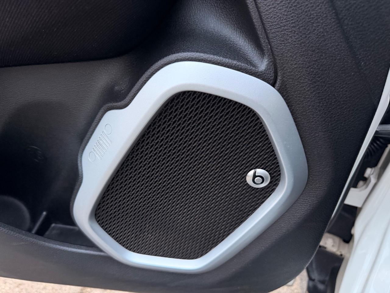 Jeep Renegade 1.6 Mjt 120CV Limited Navi Beats