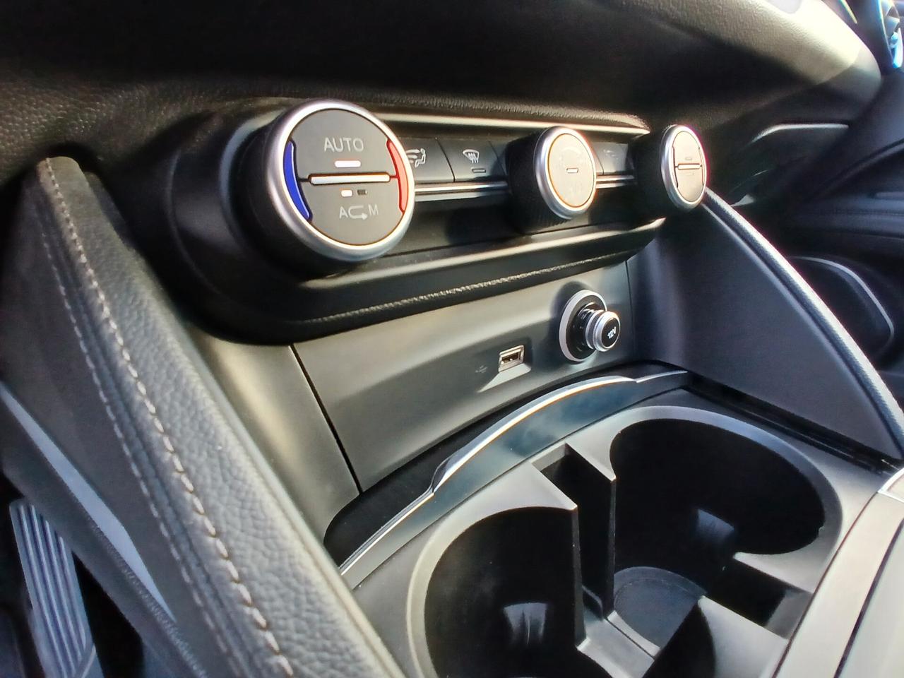 Alfa Romeo Stelvio 2.2 180CV AT8 RWD Super