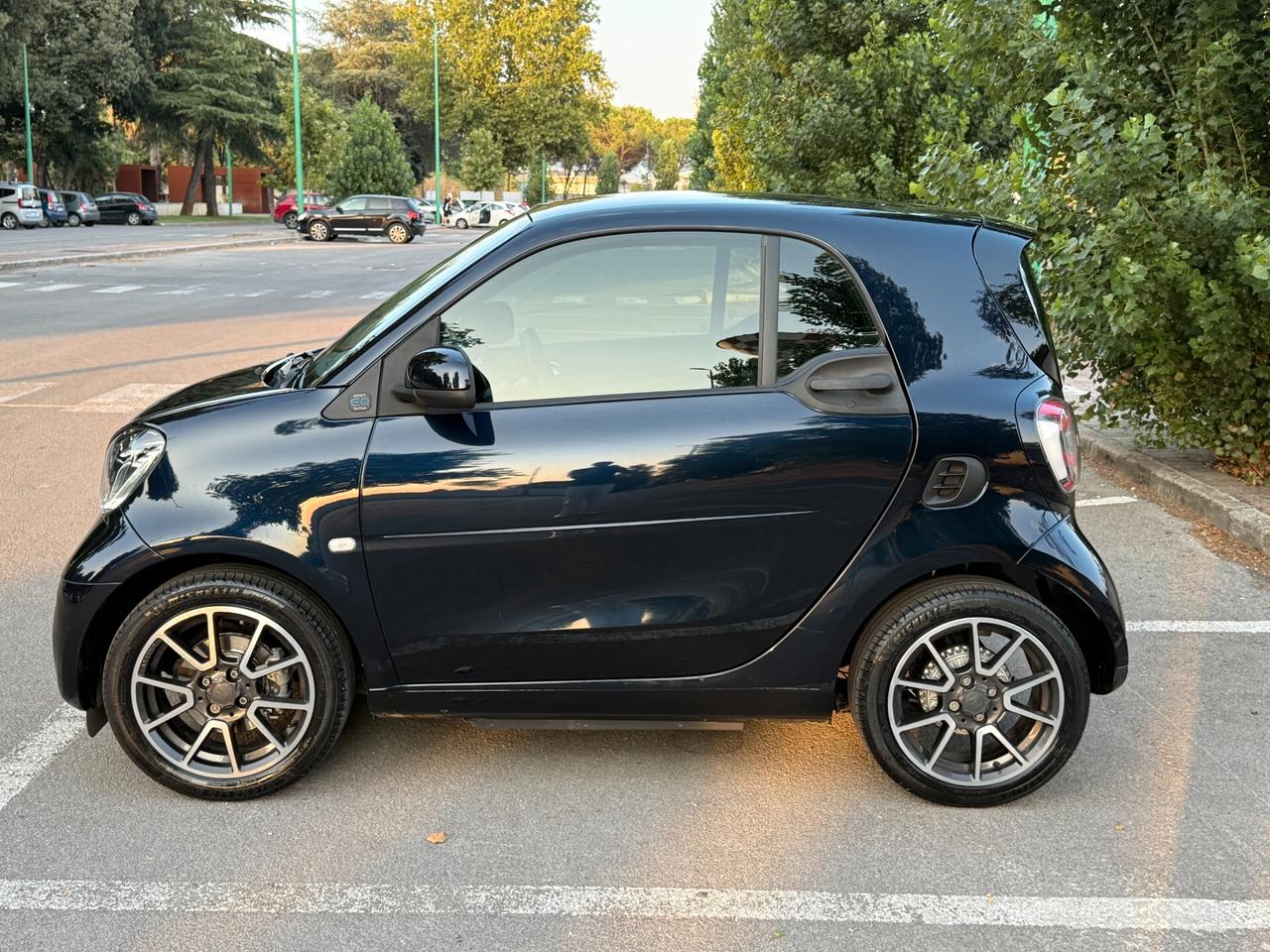 Smart ForTwo EQ Parisblue BRABUS