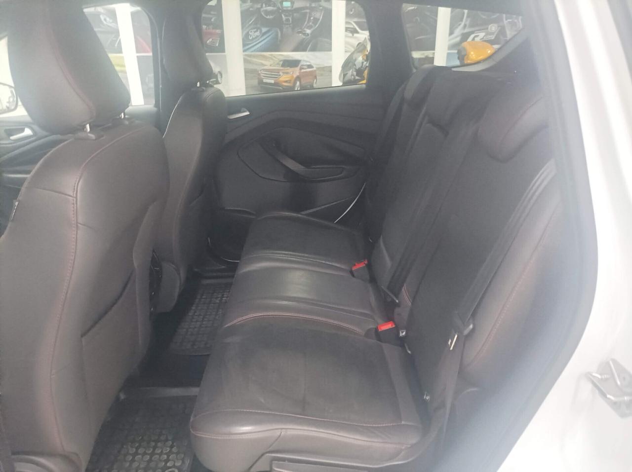 Ford Kuga 2.0 TDCI 150 CV S&S 4WD Powershift ST-Line