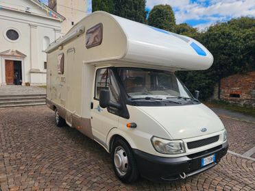 Mansardato 6 posti letto anno 2005 85.000km
