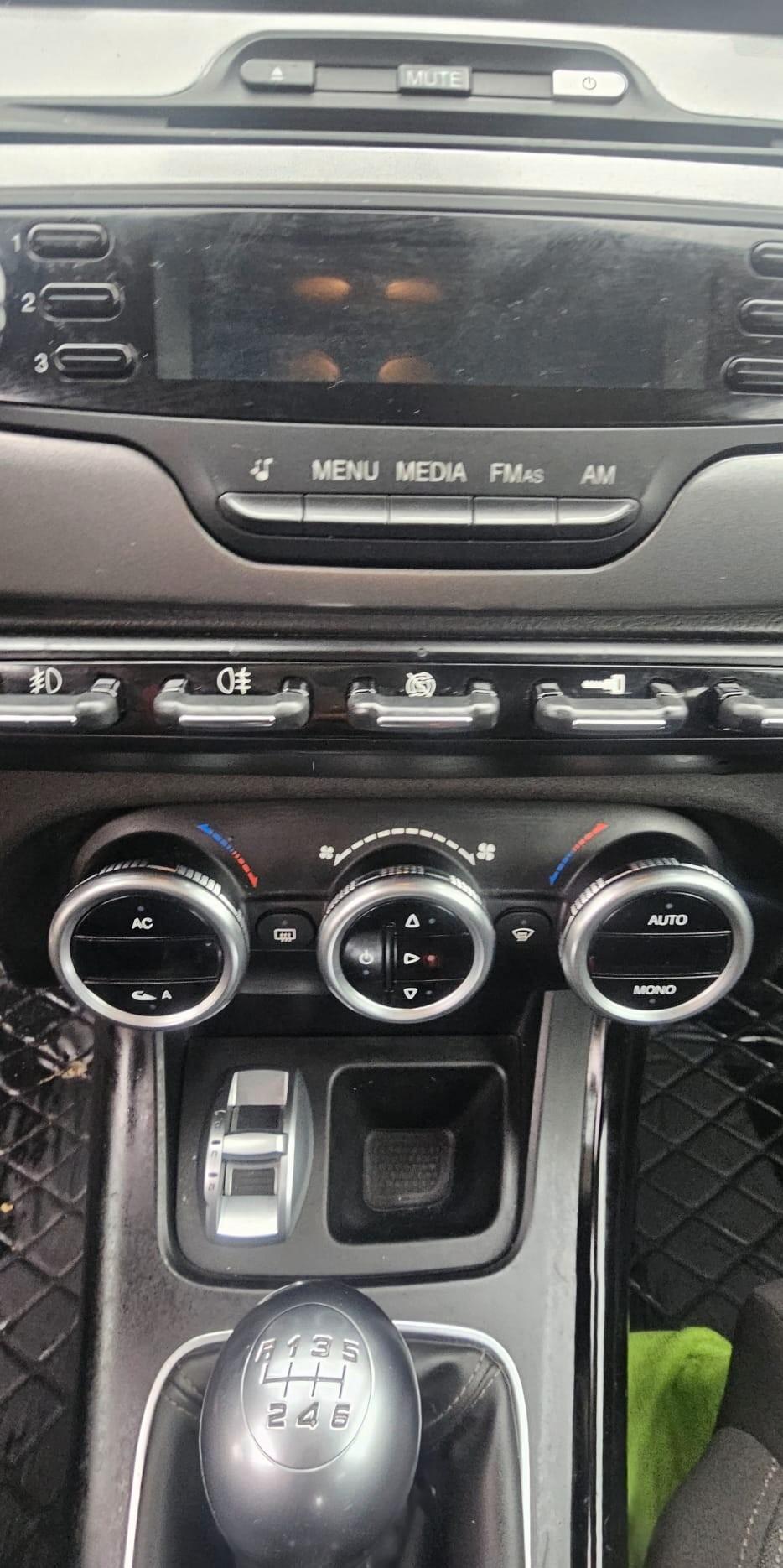 Alfa Romeo Giulietta 1.4 TURBO MULTIAIR DISTINCTIVE