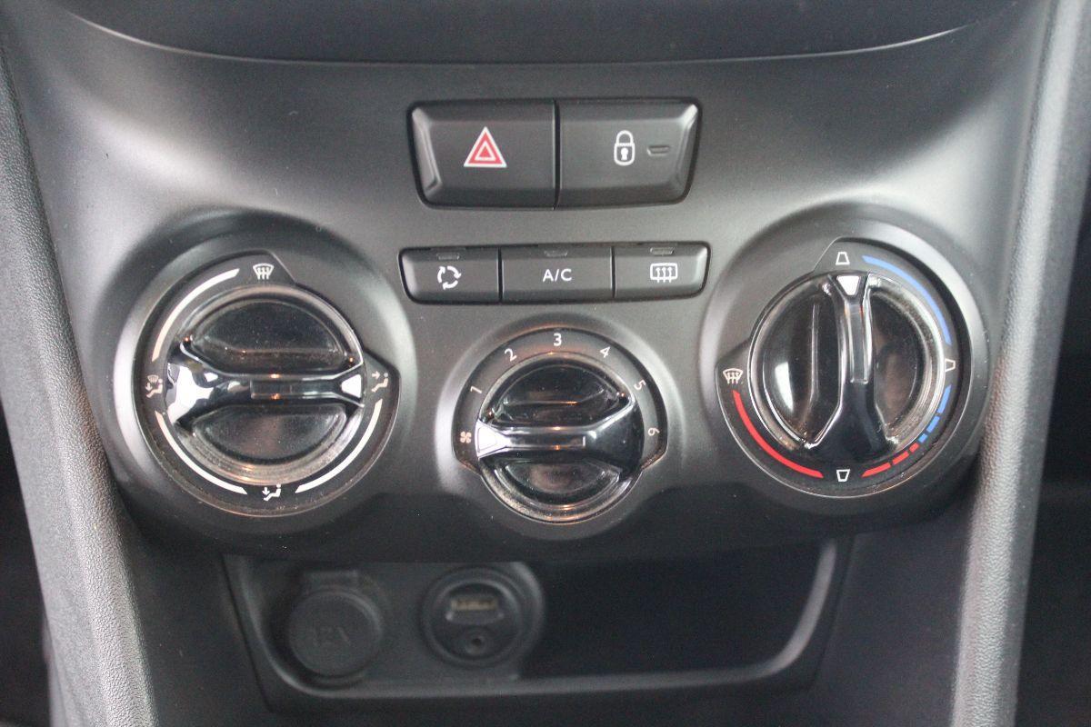 PEUGEOT - 208 - 1.2 VTi 82 CV 5p. Active