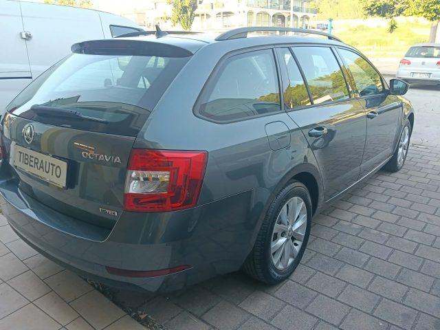 SKODA Octavia 1.4 TSI Wagon Executive G-Tec