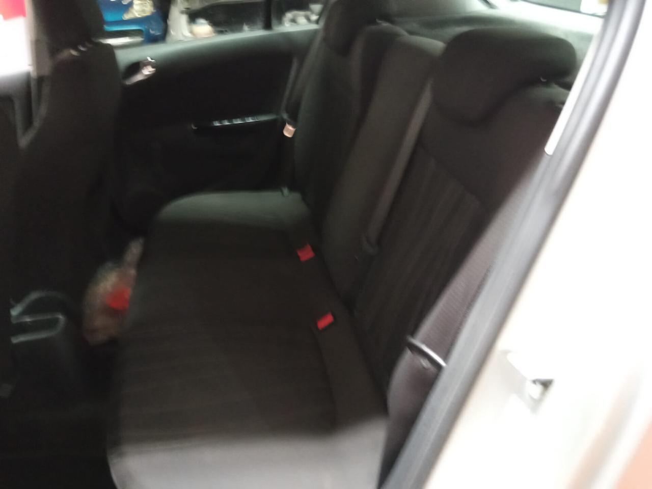 Opel Corsa 1.2 5 porte Club Benzina/Metano