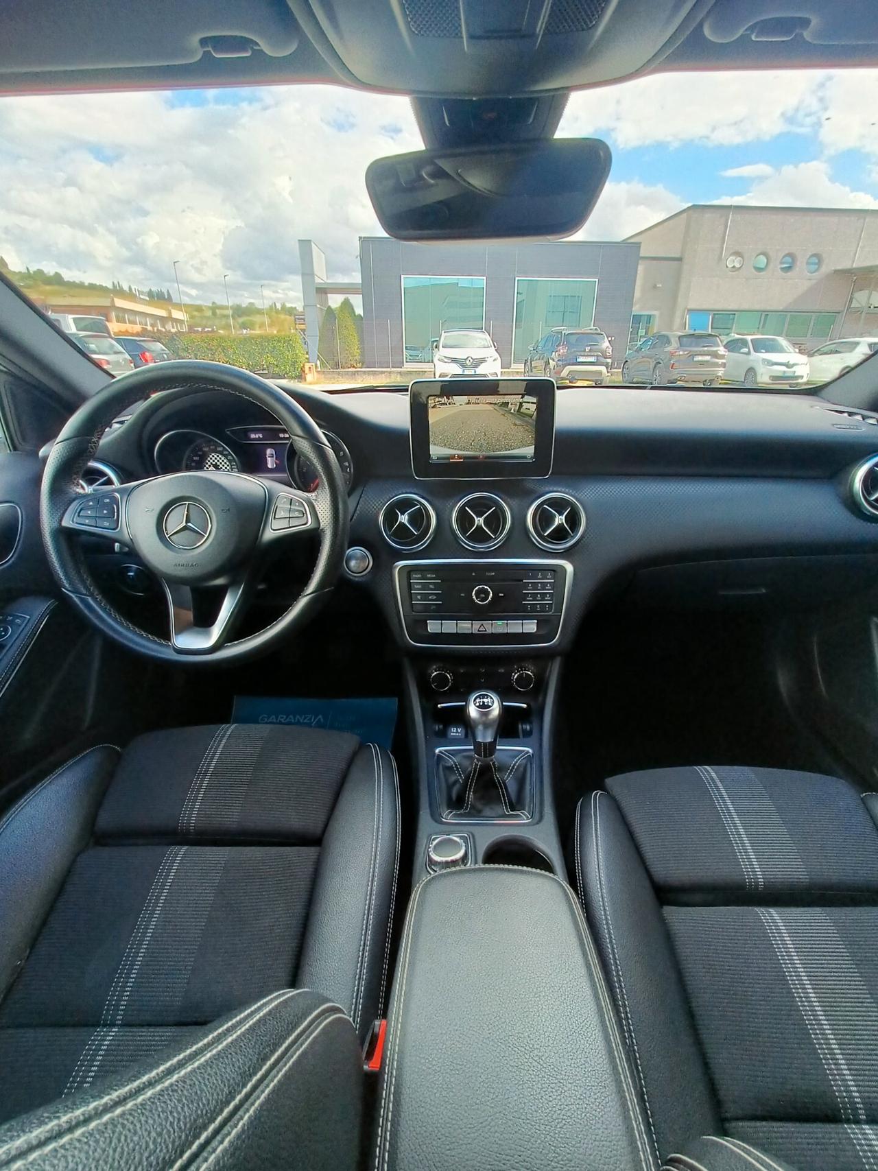 Mercedes-benz A 180 d Premium