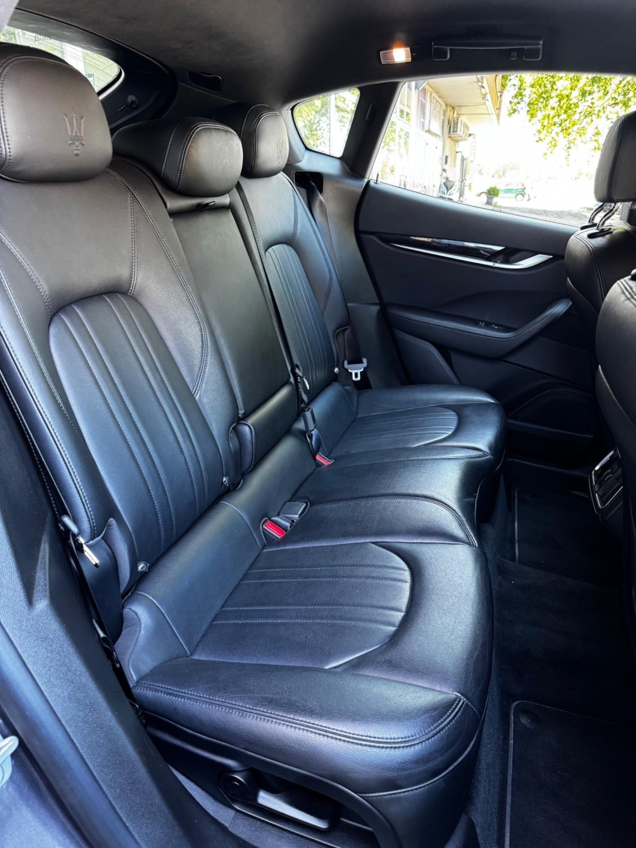 Maserati Levante V6 AWD Gransport