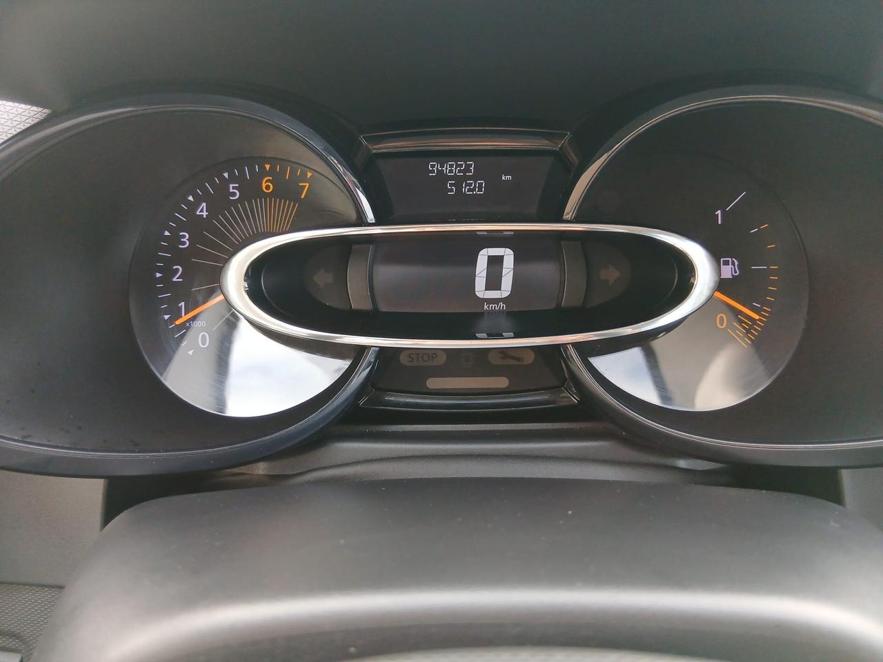 Renault Clio 1.2 BENZINA 74CV NEOPATENTATI