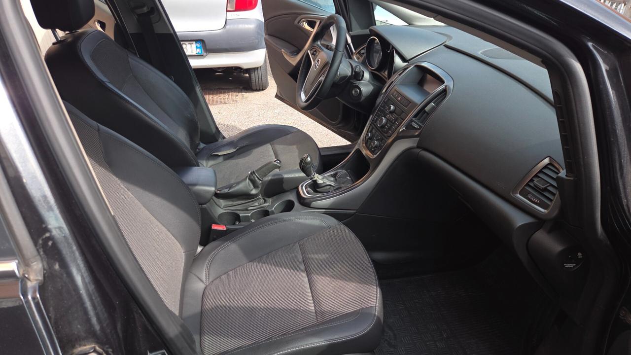Opel Astra 1.7 CDTI 110CV Sports Tourer Cosmo