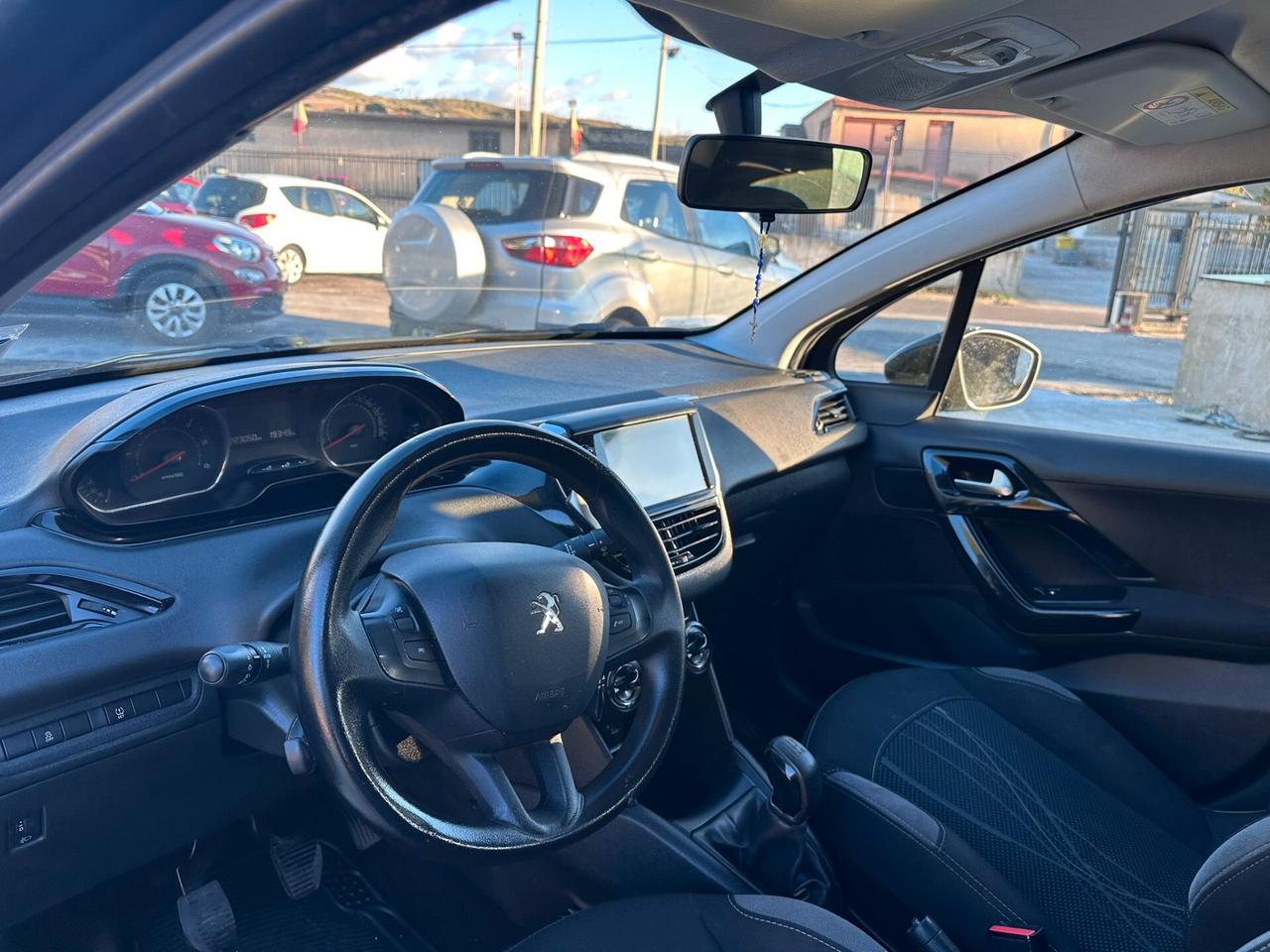 Peugeot 208 1.4 e-HDi 68 CV S&S robotizzato 5 porte Active