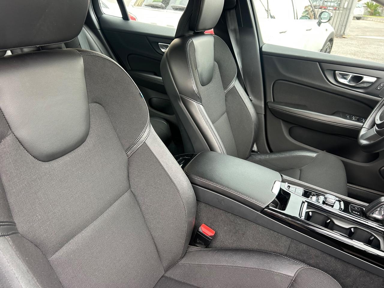Volvo V60 T6 Recharge AWD Plug-in Hybrid Inscription