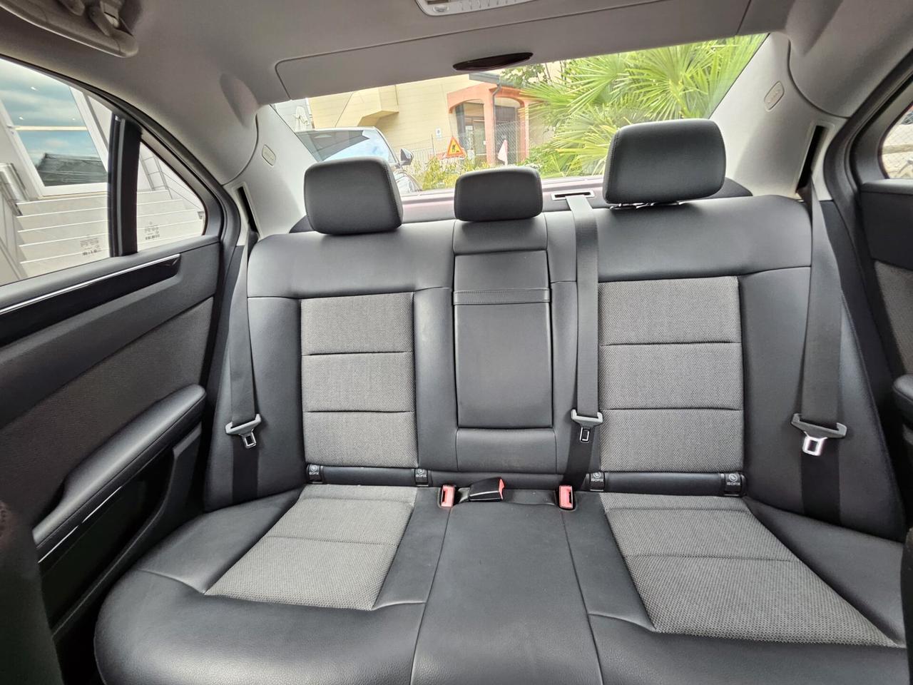 Mercedes-benz E 350 CDI BlueEFFICIENCY Avantgarde