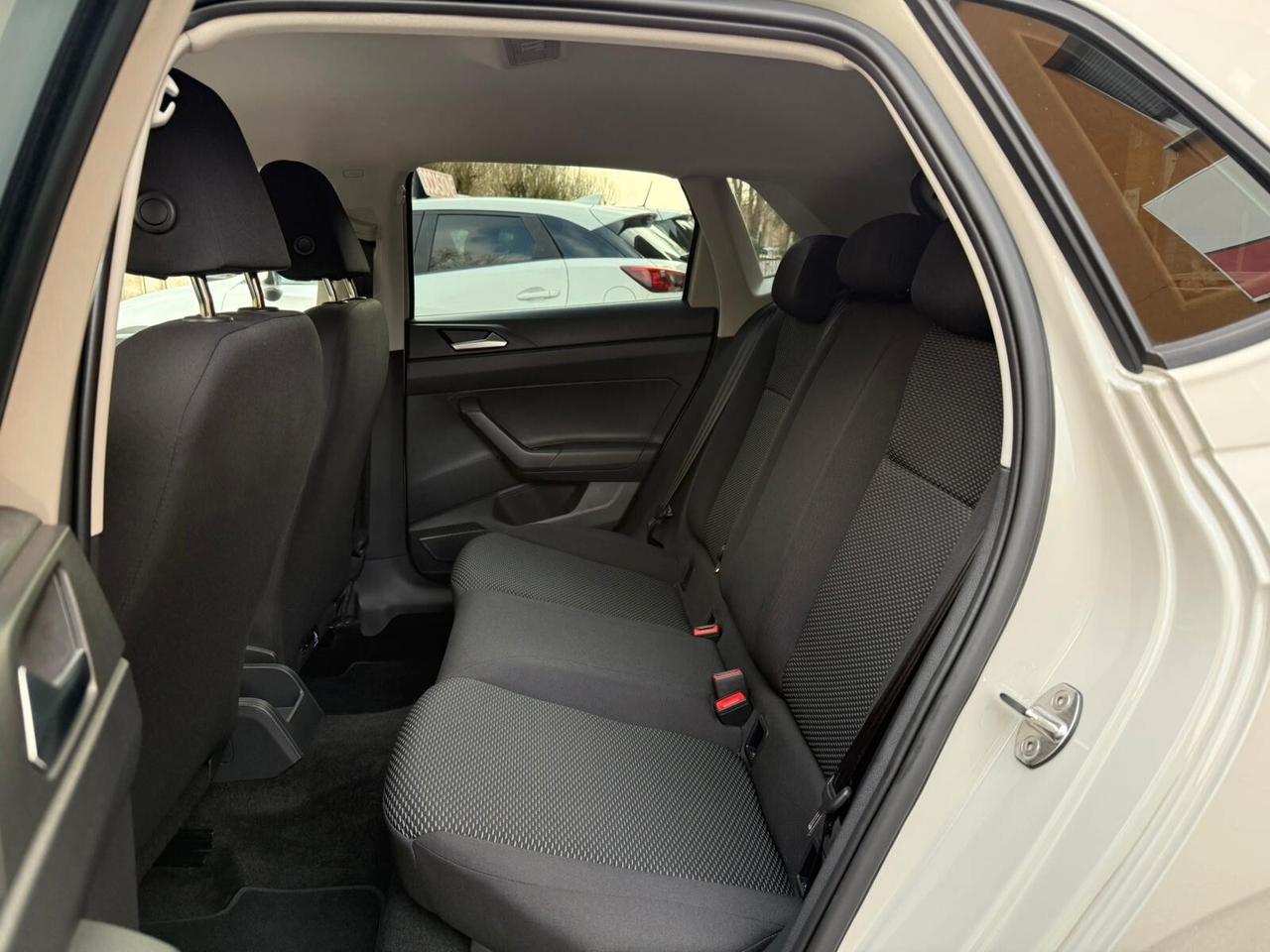 Volkswagen Polo TSI Life 80CV NEOPATENTATI