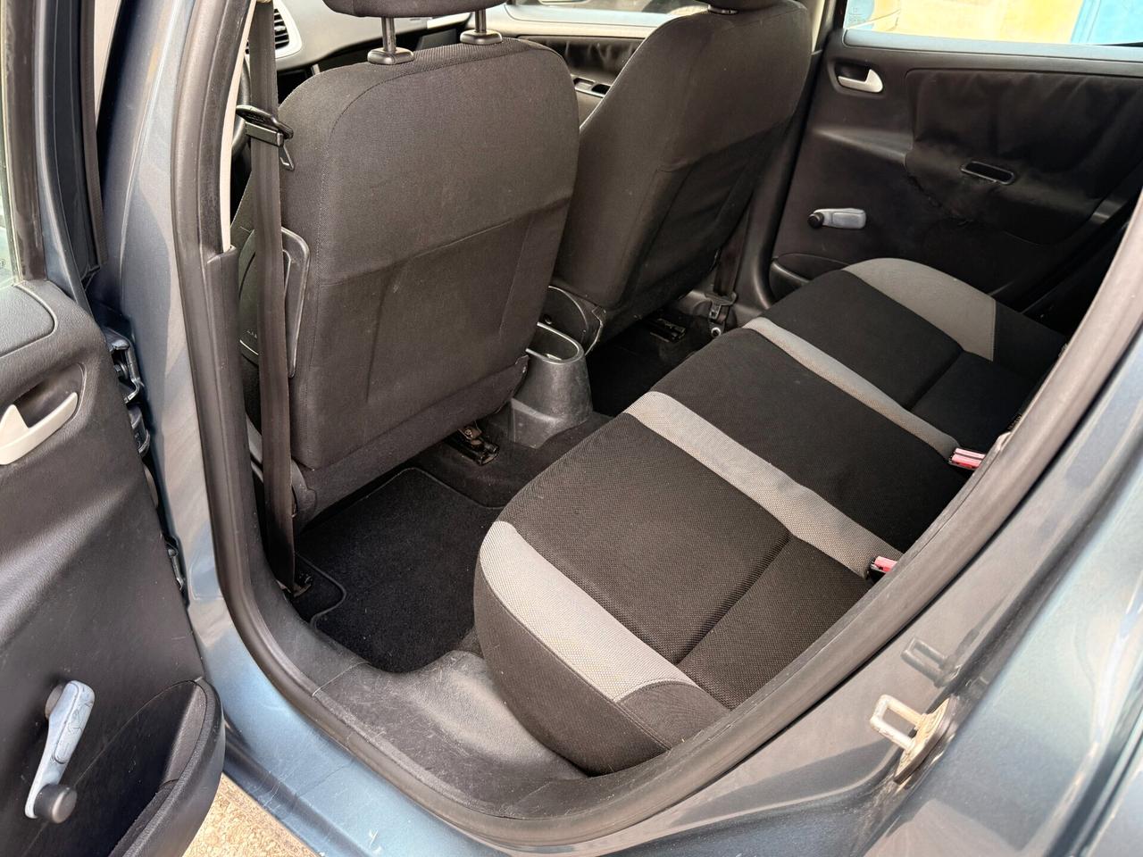 Peugeot 207 1.4 5 Porte
