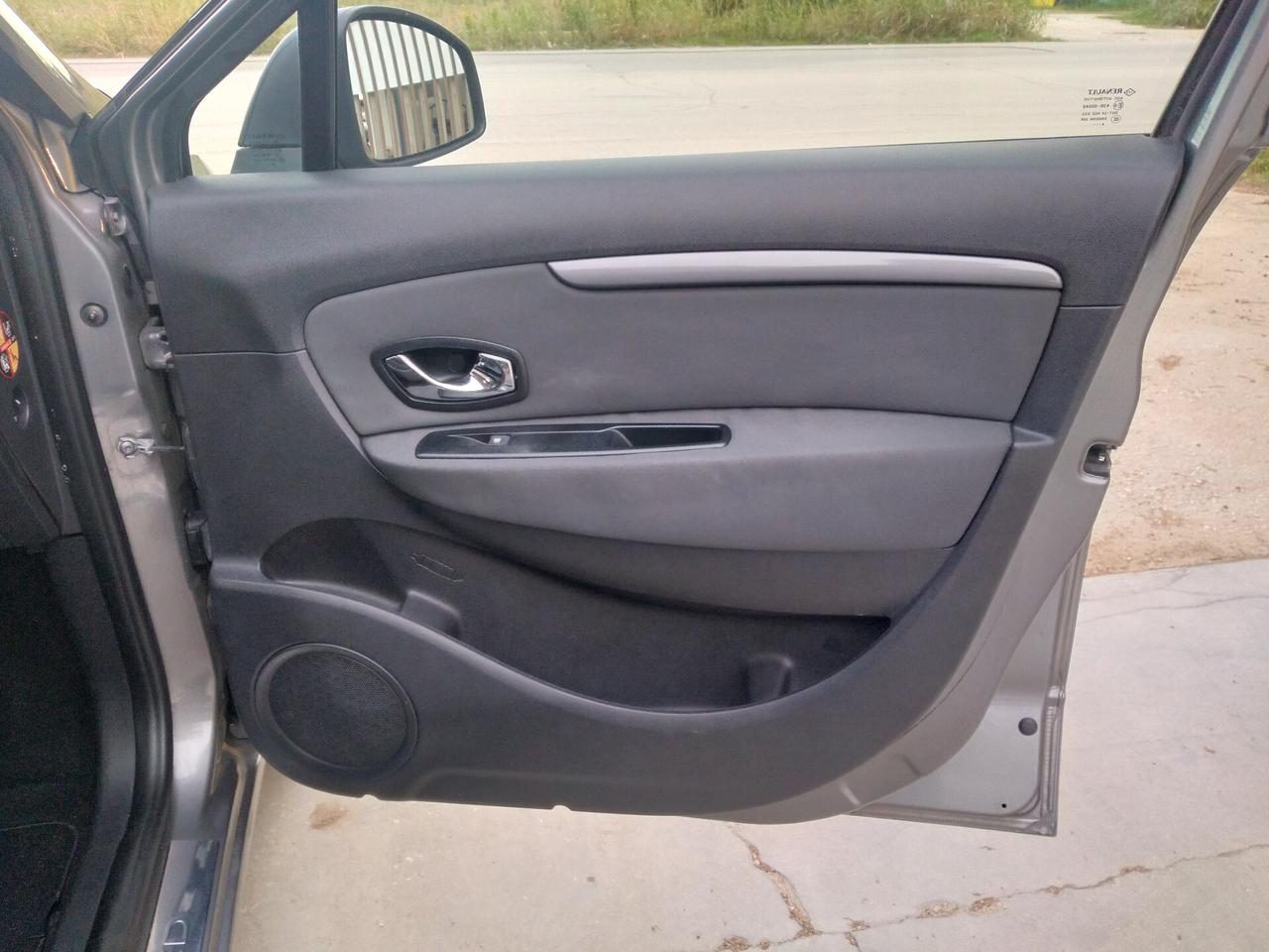 Renault Scenic Scénic XMod 1.5 dCi 110CV Limited