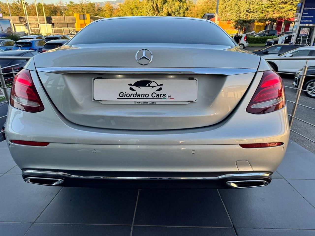 Mercedes-benz E 220 d Auto Premium Plus