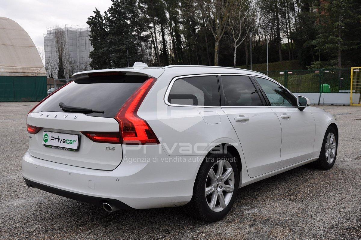 VOLVO V90 D4 Geartronic Kinetic
