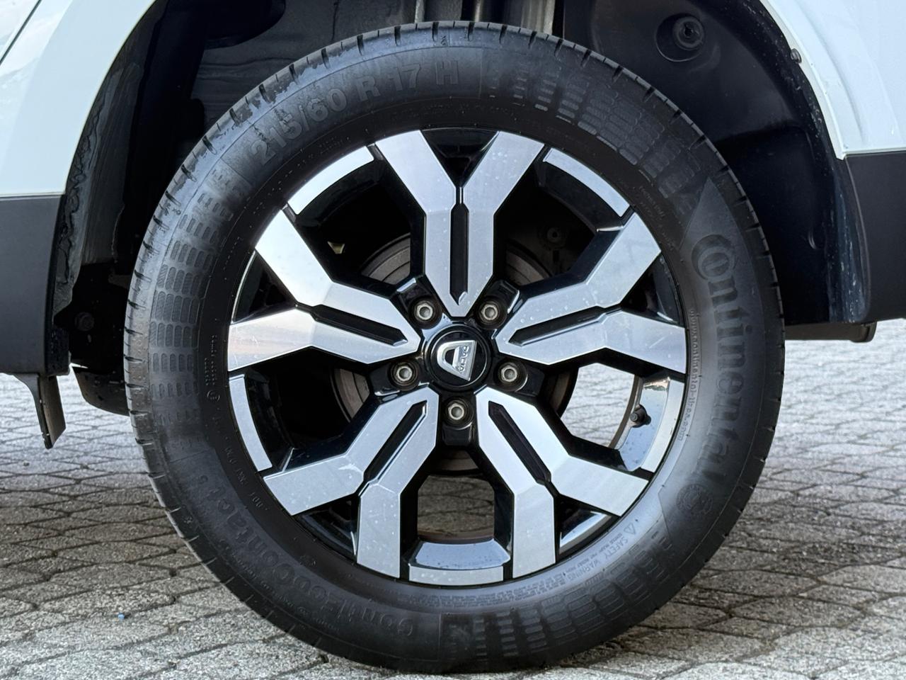 Dacia Duster 1.0 TCe GPL 4x2 |TELEC. 360