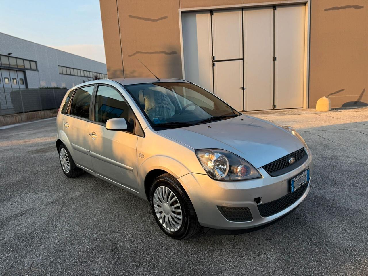 FORD FIESTA 1.2 BENZ 2007 12 MESI GARANZIA