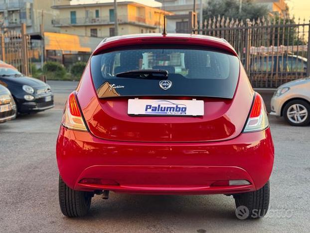 LANCIA Ypsilon 1.2 69 CV 5 porte GPL Ecochic Gol