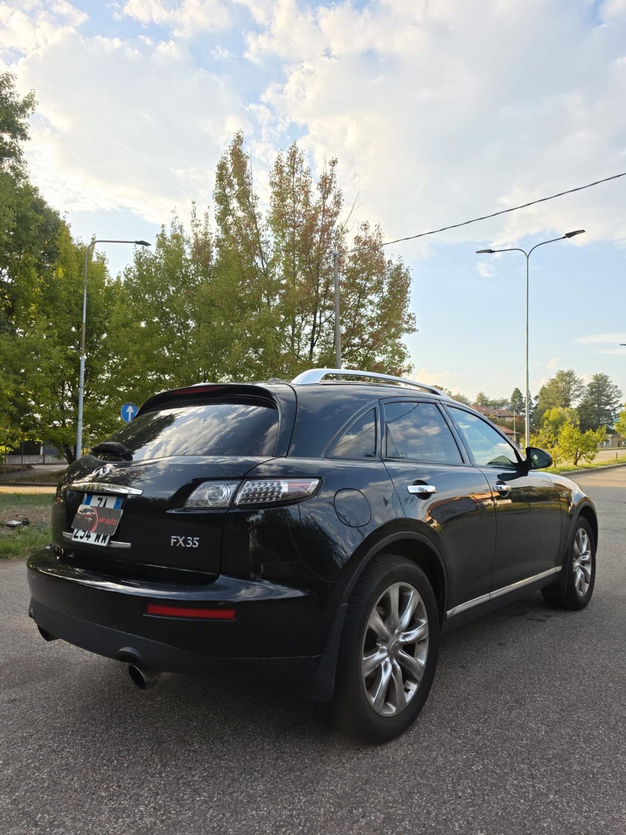 Infiniti FX 35