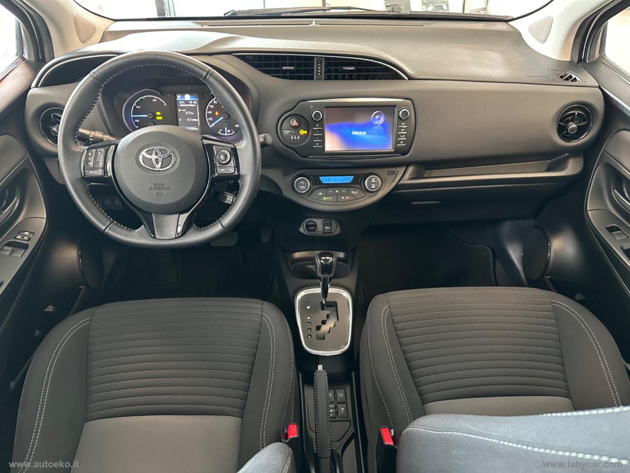 TOYOTA Yaris 1.5 Hybrid 5p. Trend White Ed. DANNI GRANDINE