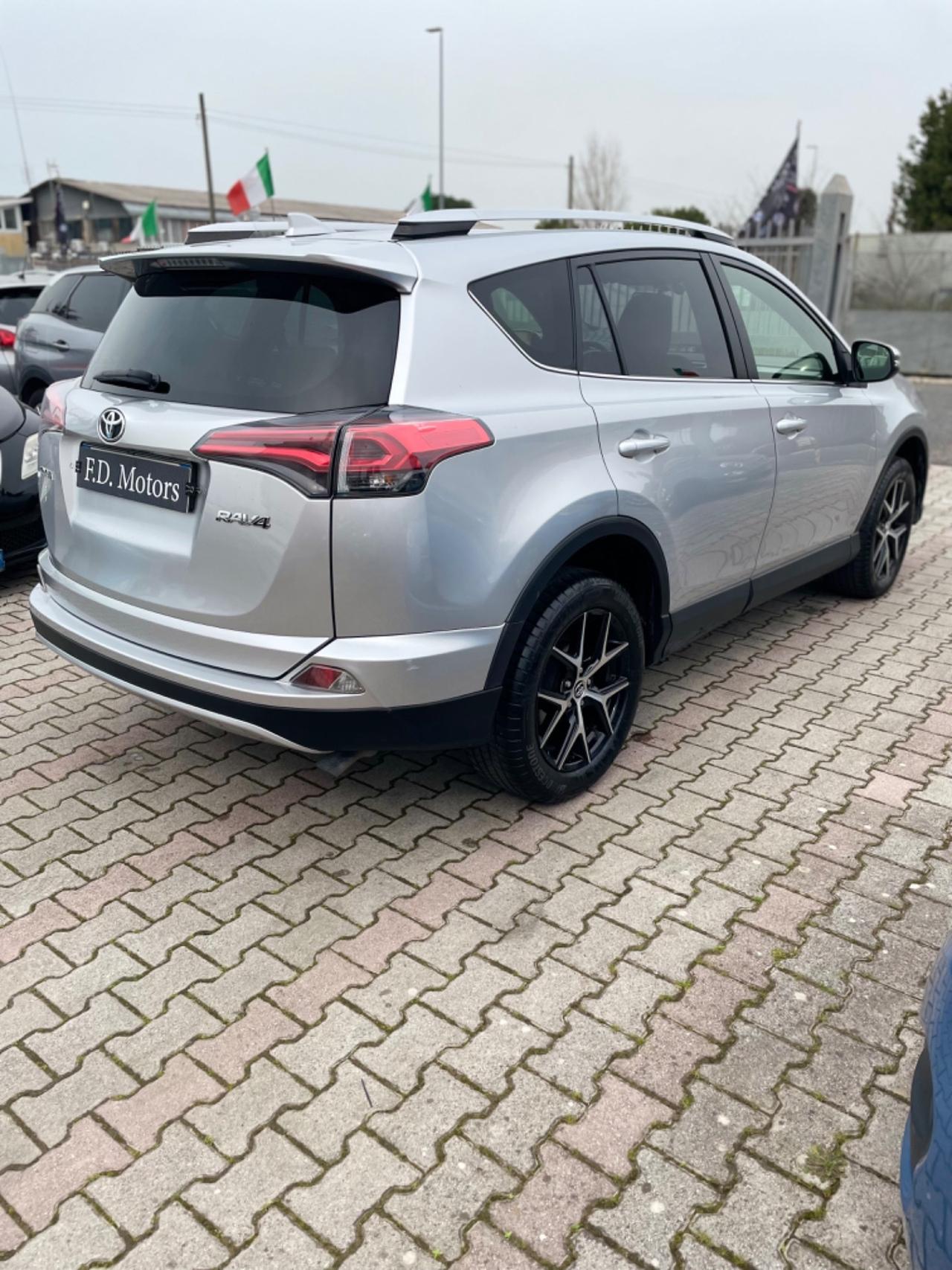 Toyota RAV 4 RAV4 2.0 D-4D 2WD Lounge
