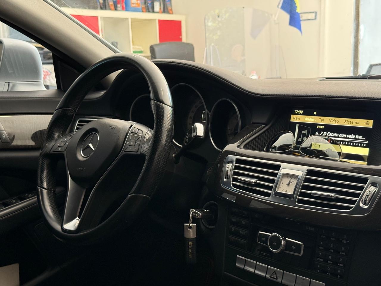 Mercedes-benz CLS 350 CDI BlueEFFICIENCY 4Matic 2011