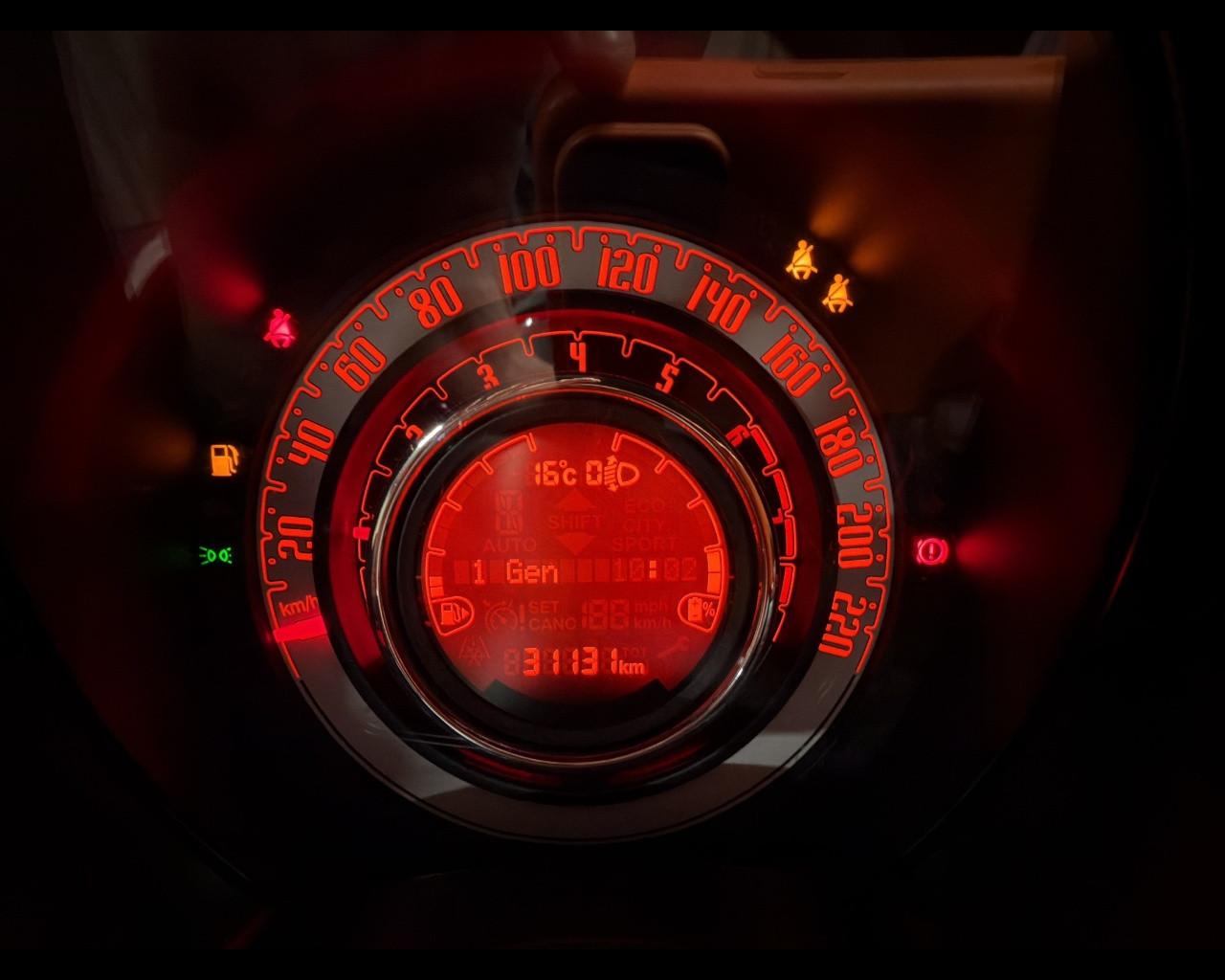 FIAT 500 (2015-2024) - 500 C 1.0 Hybrid Dolcevita