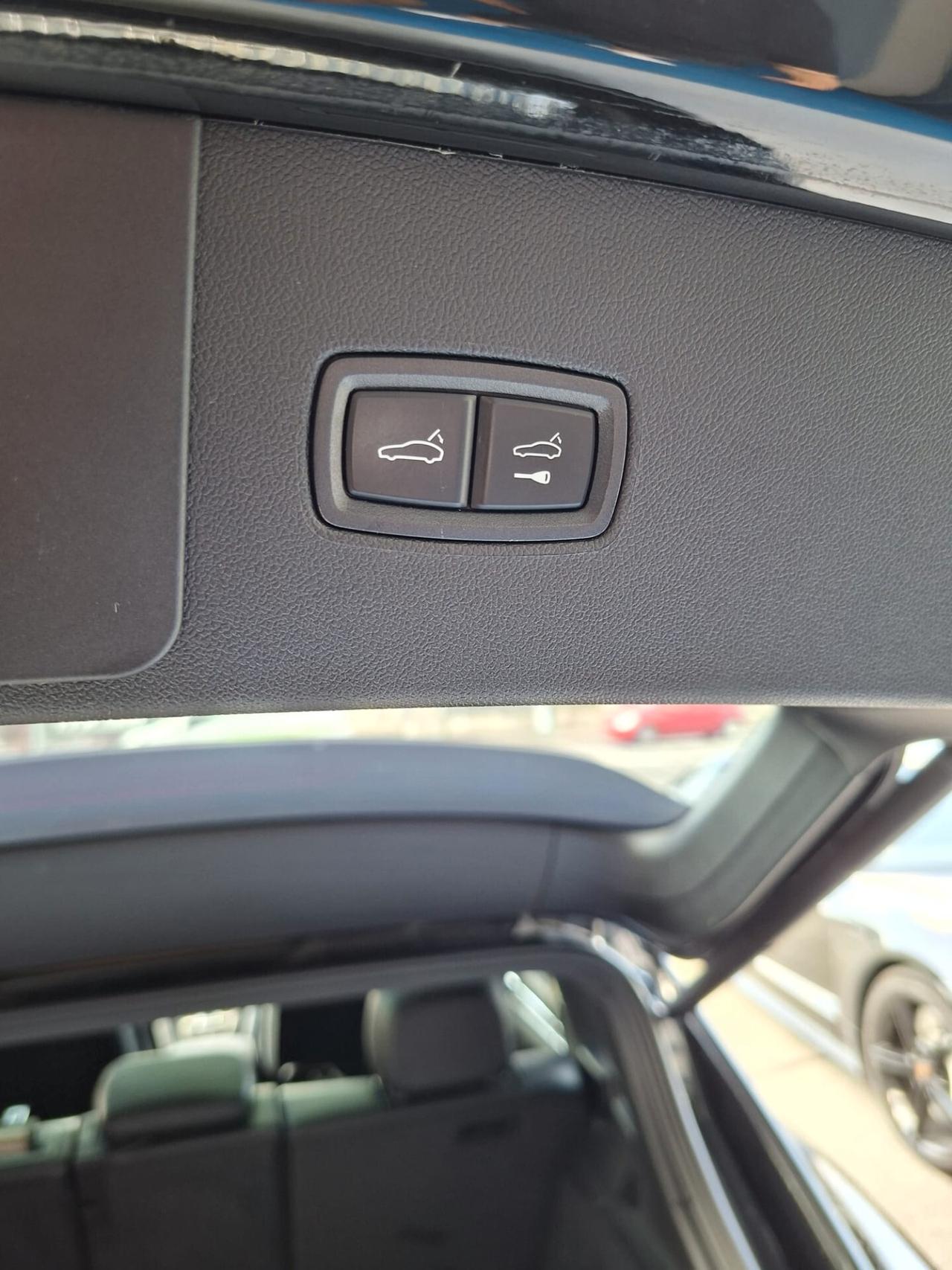 Porsche Cayenne 3.0 V6 E-Hybrid Platinum Edition