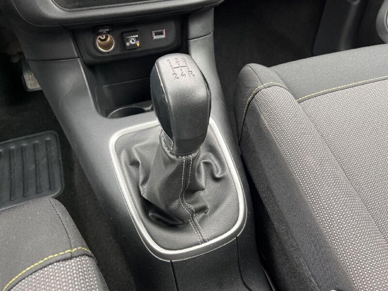Citroën C3 III 2017 1.2 puretech Shine s&s 82cv my18