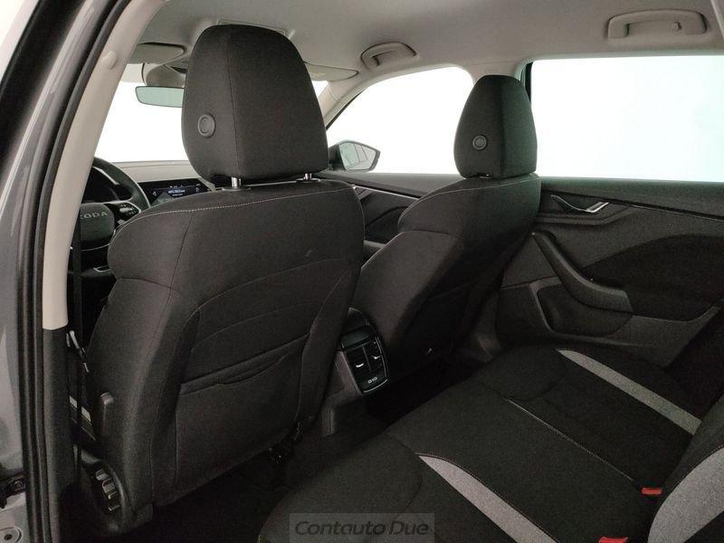 Škoda Kamiq Kamiq 1.0 tsi Black Dots 115cv dsg