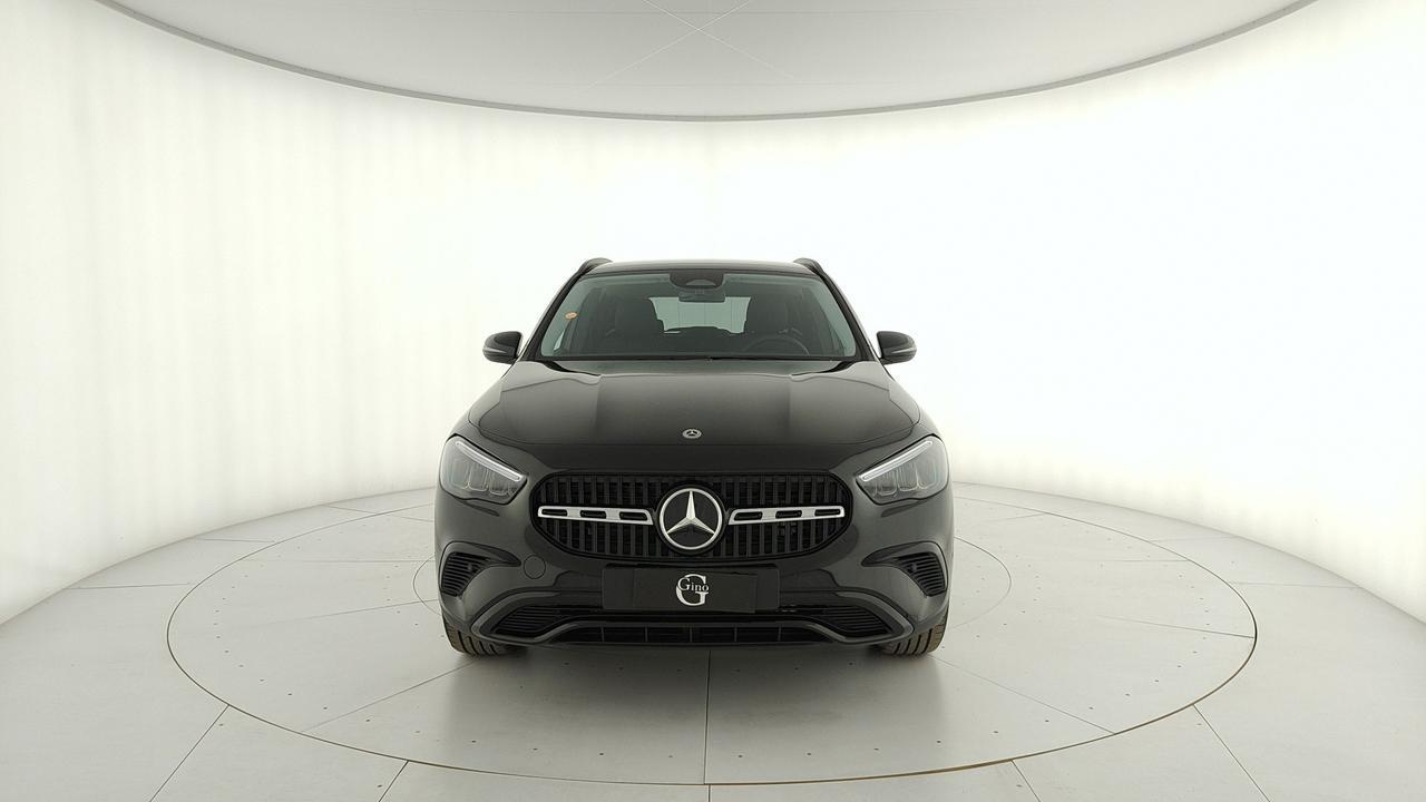 Mercedes-Benz GLA 200 d automatic