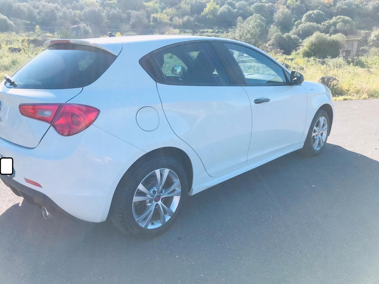 Alfa Romeo Giulietta 2.0JTDm FULLOPTIONAL CHIAMA 2015