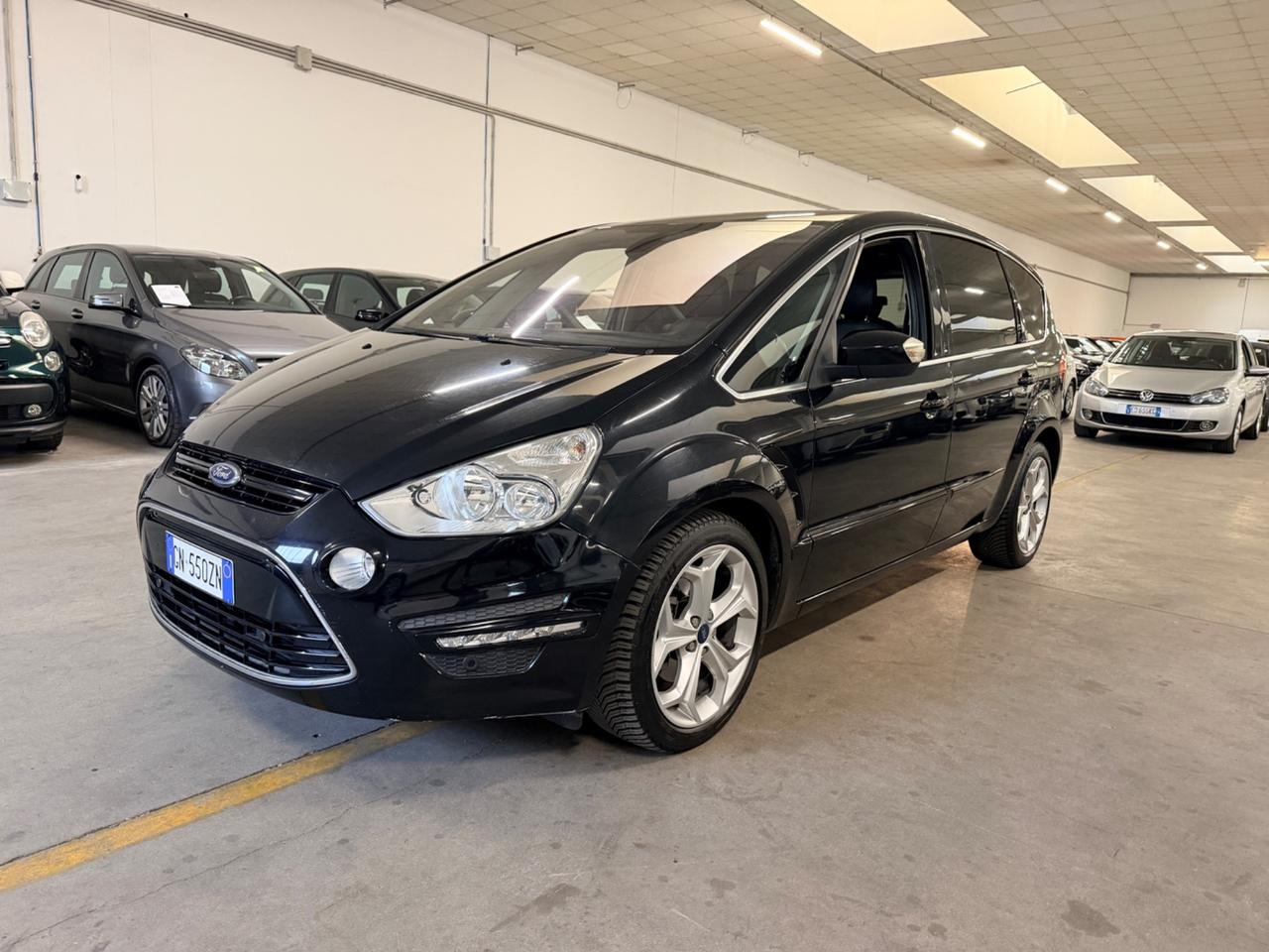 Ford S-Max 2.0 TDCi 140CV Powershift 7 posti Business Nav