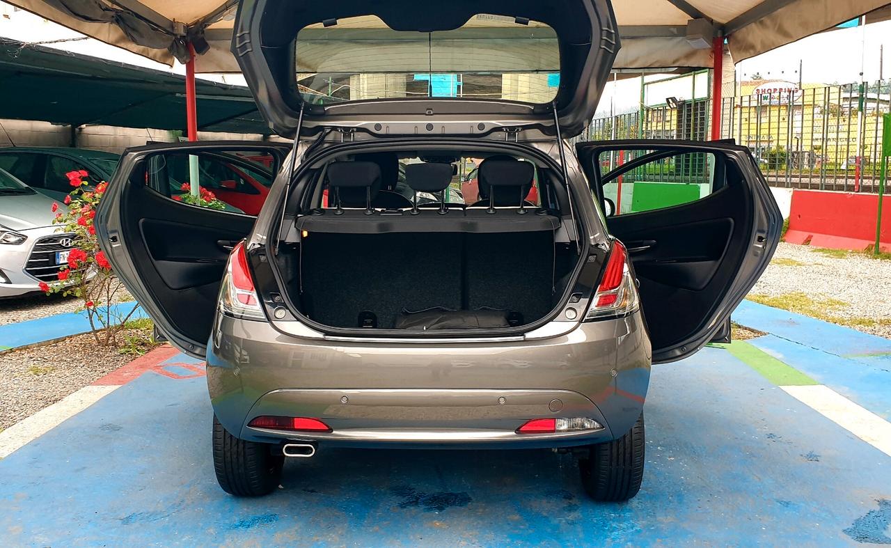 LANCIA YPSILON 1.2 BENZINA G.P.L DI CASA KM 60MILA