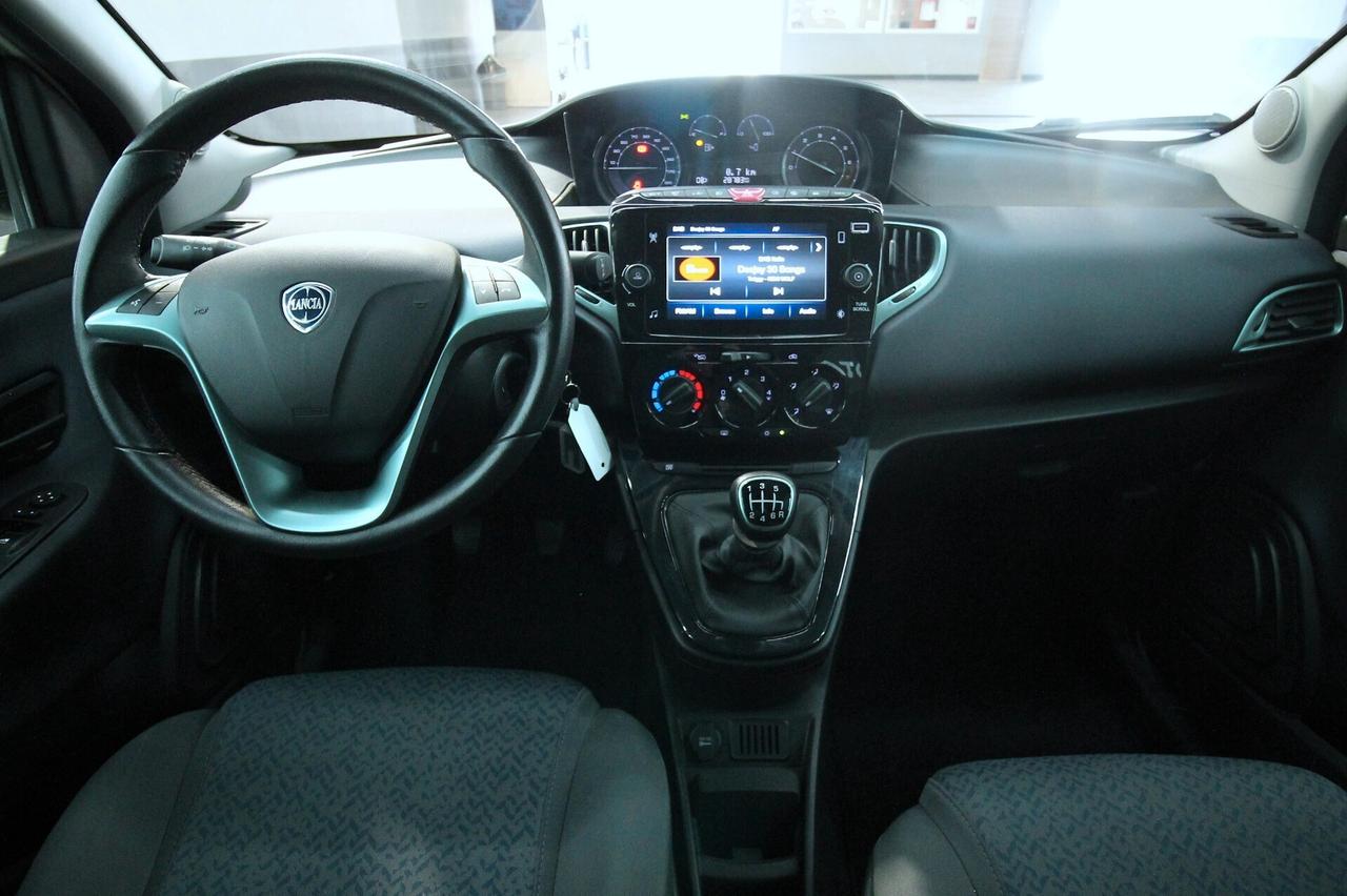 LANCIA YPSILON 1.0 70 CV HYBRID GOLD