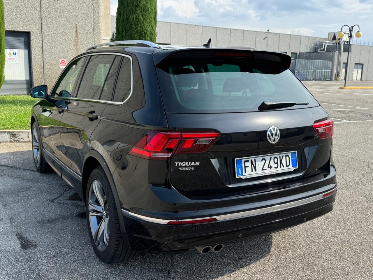 Vw Tiguan R-Line 1.6 TDI 116CV Euro 6B