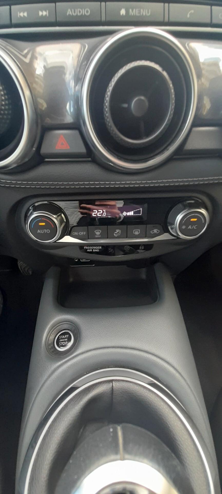 Nissan Juke 1.0 DIG-T 114 CV N-Connecta