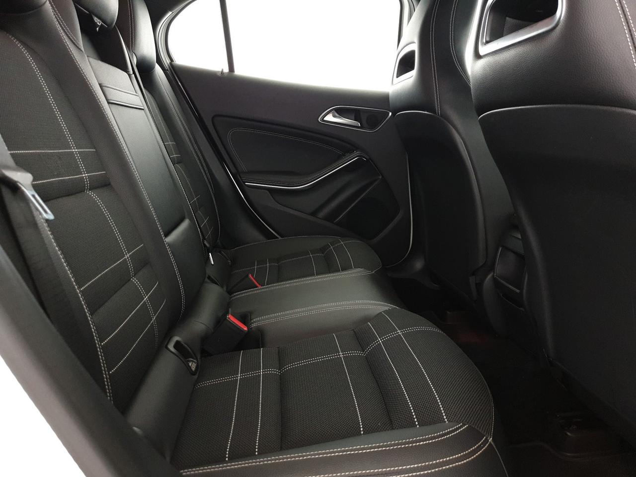 Mercedes-Benz GLA 200 d (cdi) executive auto