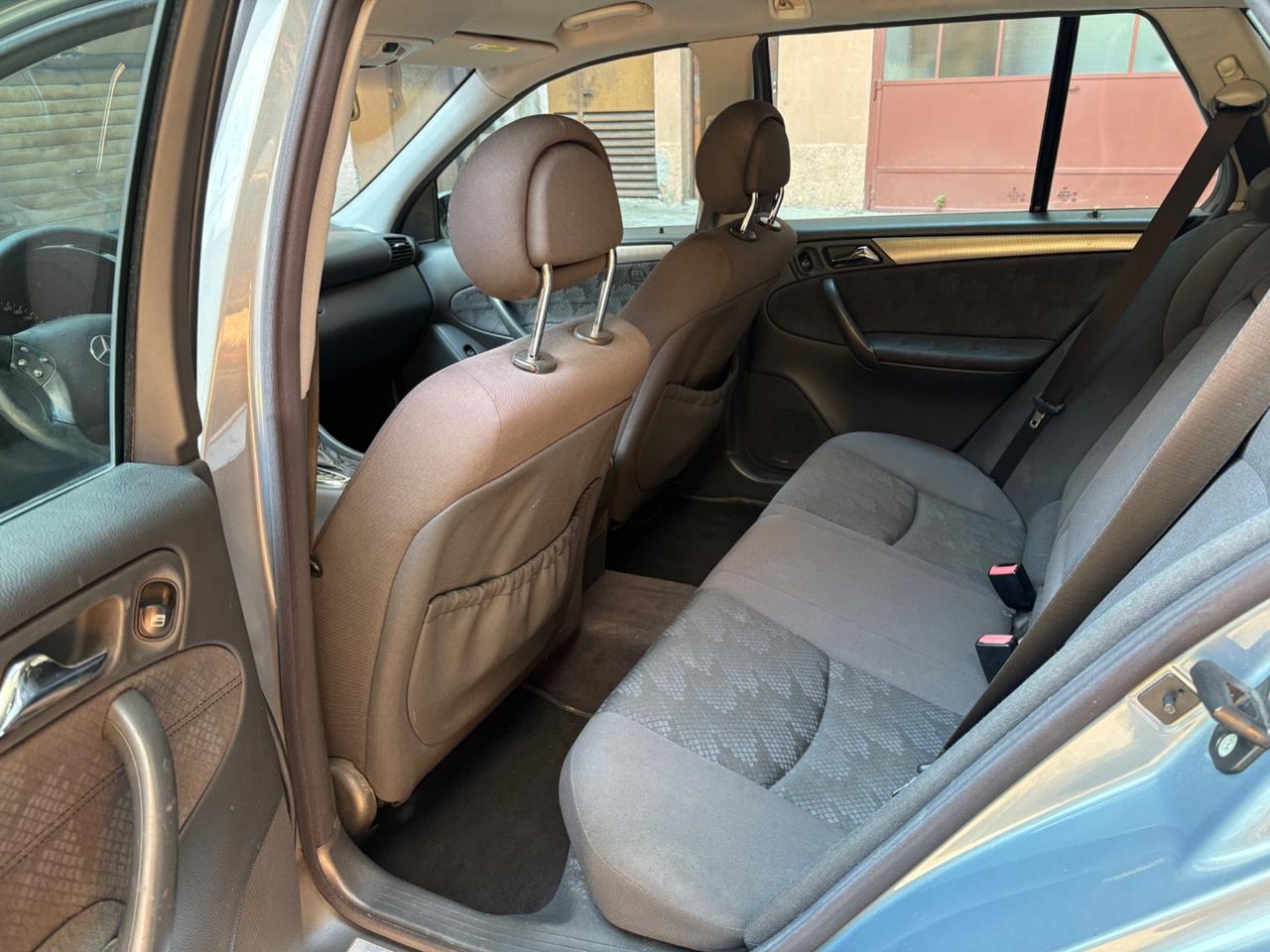 C 220 CDI S.W. Avantgarde CRONOLOGIA TAGLIANDI TUTTI MERCEDES