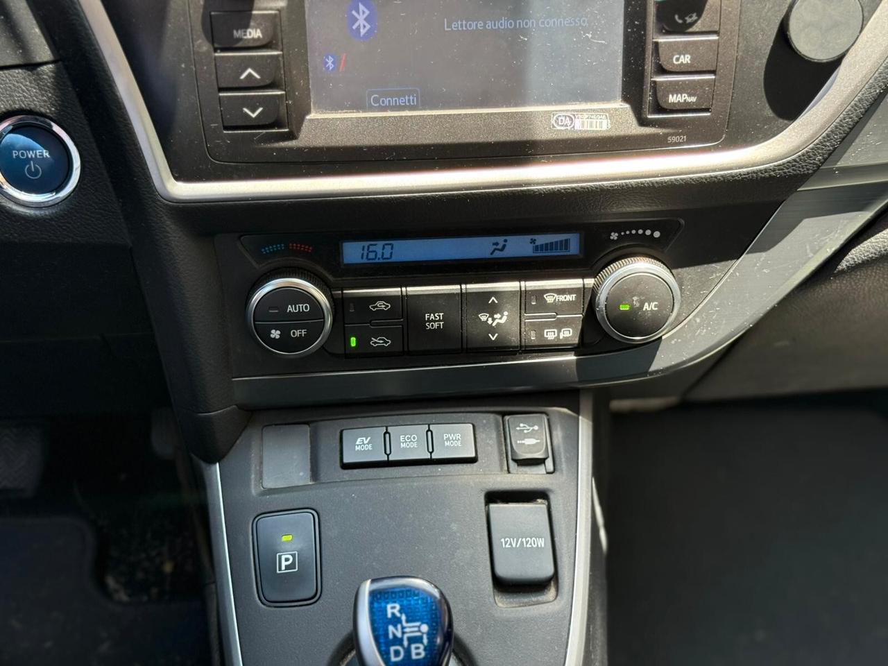Toyota Auris Touring Sports 1.8 Hybrid Active Plus