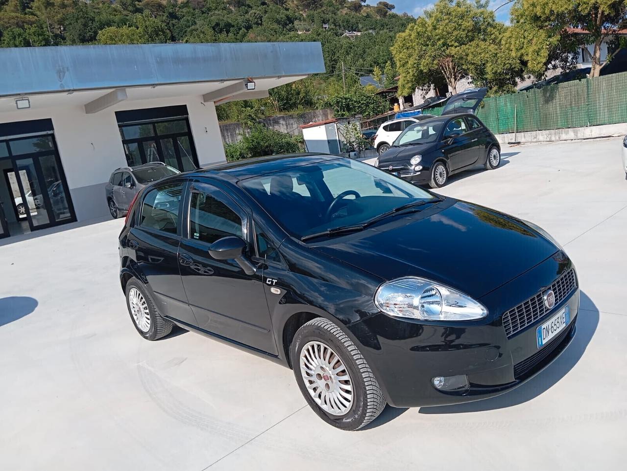 Grande Punto GPL " PERFETTE CONDIZIONI"