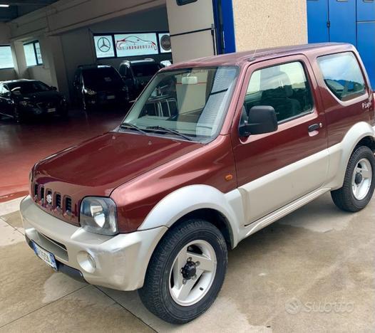 SUZUKI Jimny 1.3i 16V cat 4WD JLX