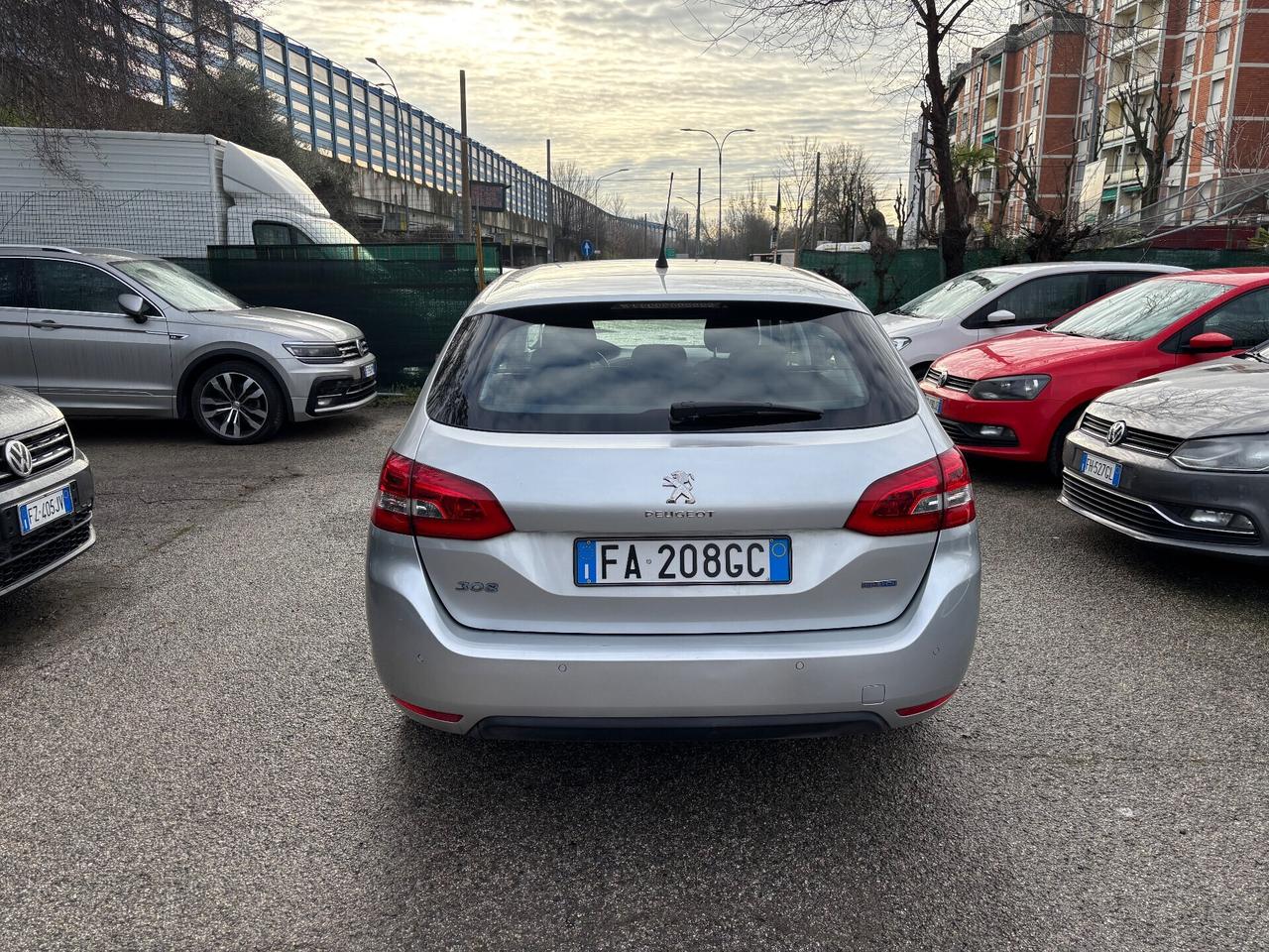 Peugeot 308 HDI 120CV SW OK NEOPATENTATI