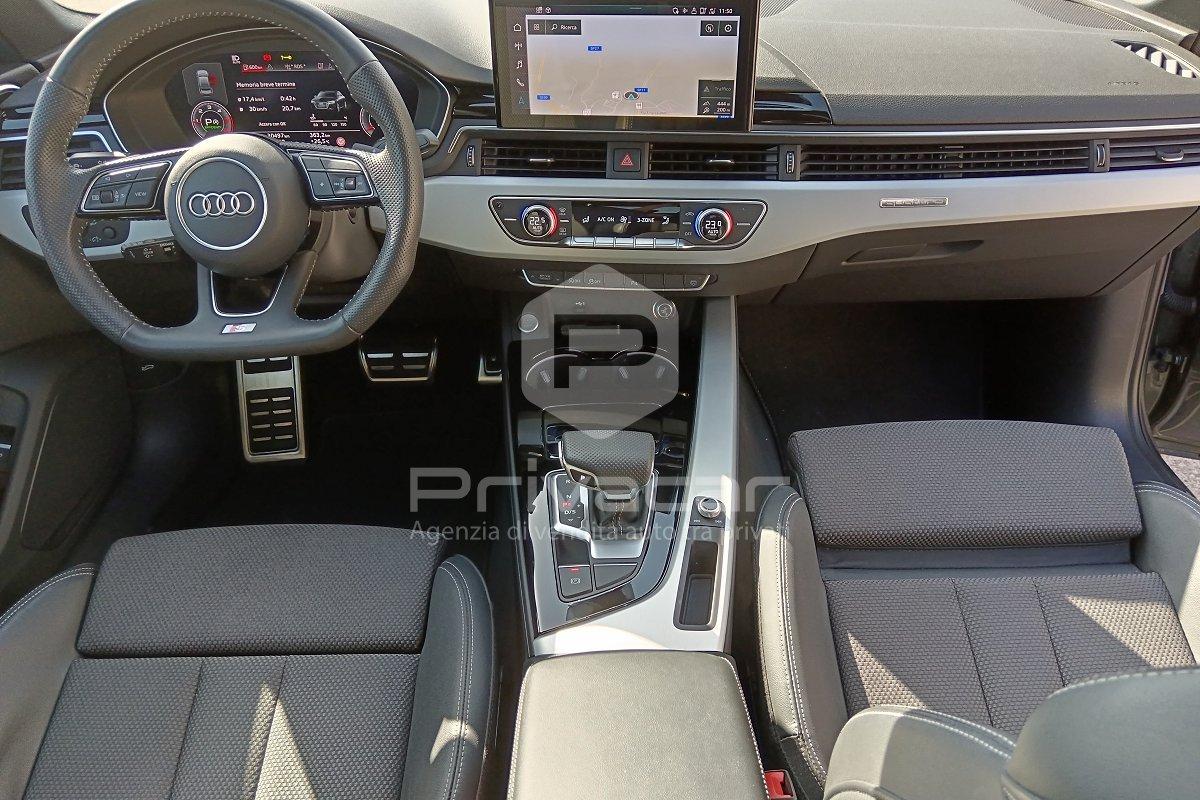 AUDI A4 40 TDI quattro S tronic S line edition