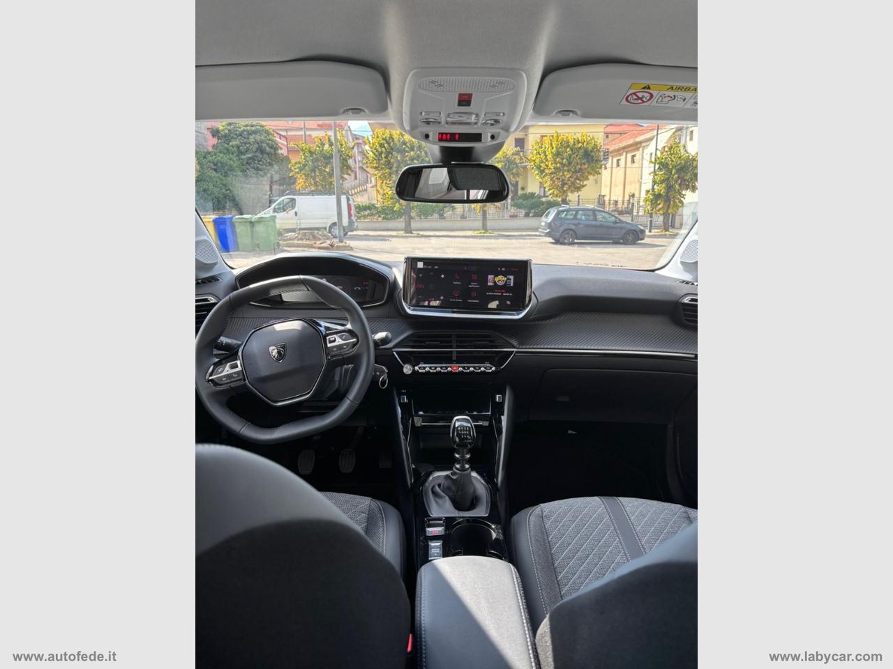 PEUGEOT 208 PureTech 100 S&S 5p. Business