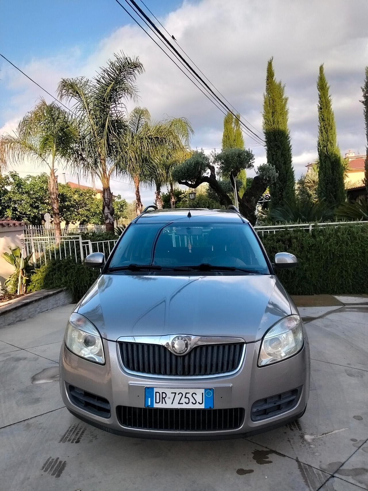 Skoda Roomster 1.2 12V 70CV Style